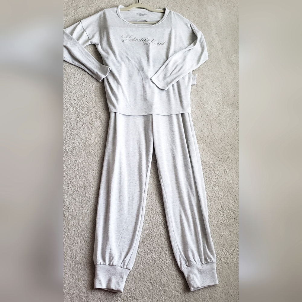 VICTORIA SECRET GREY PJ M - Picture 2 of 15